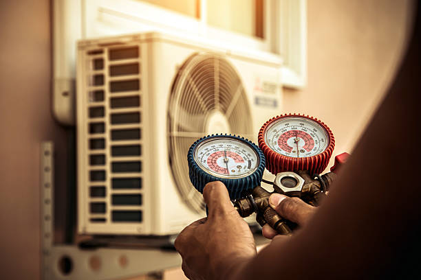 Professional Ac Installation technician working in Norfolk, MA